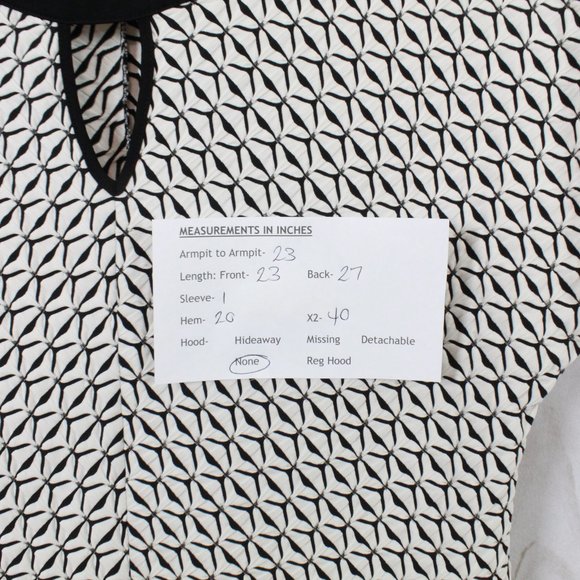 ECI New York Black Printed Cap Sleeves Keyhole Scoop Neck Blouse Top - Picture 9 of 9